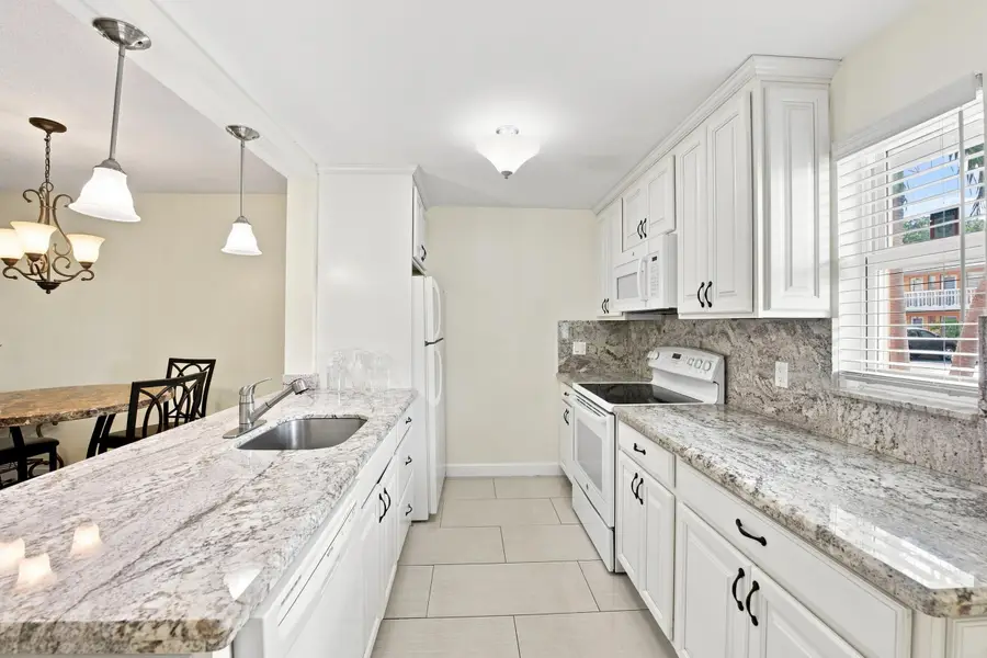2223 NE 1st Court #101, Boynton Beach, FL 33435 - #3