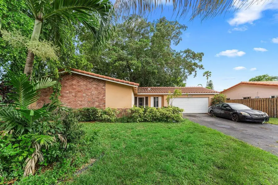 11260 NW 41st Street, Coral Springs, FL 33065 - #2