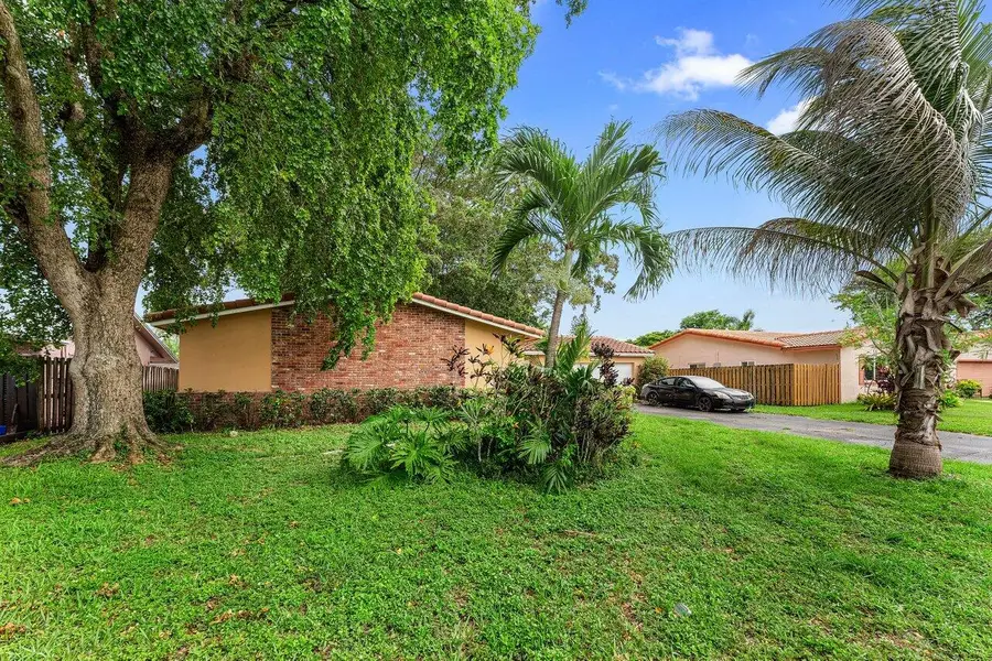 11260 NW 41st Street, Coral Springs, FL 33065 - #3
