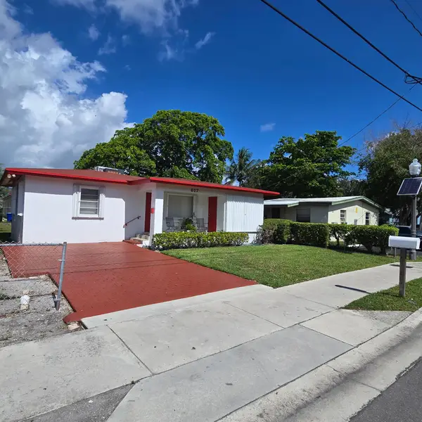 617 NW 13th Terrace, Fort Lauderdale, FL 33311