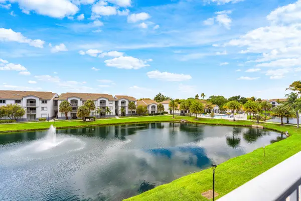 2620 S University Drive #308, Davie, FL 33328