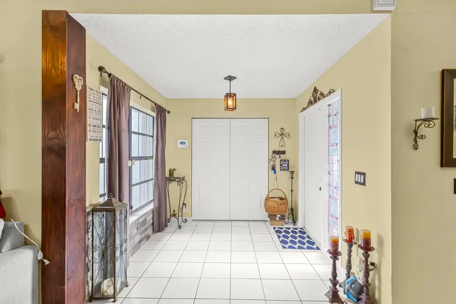 9871 Watermill Circle #D, Boynton Beach, FL 33437 - #3