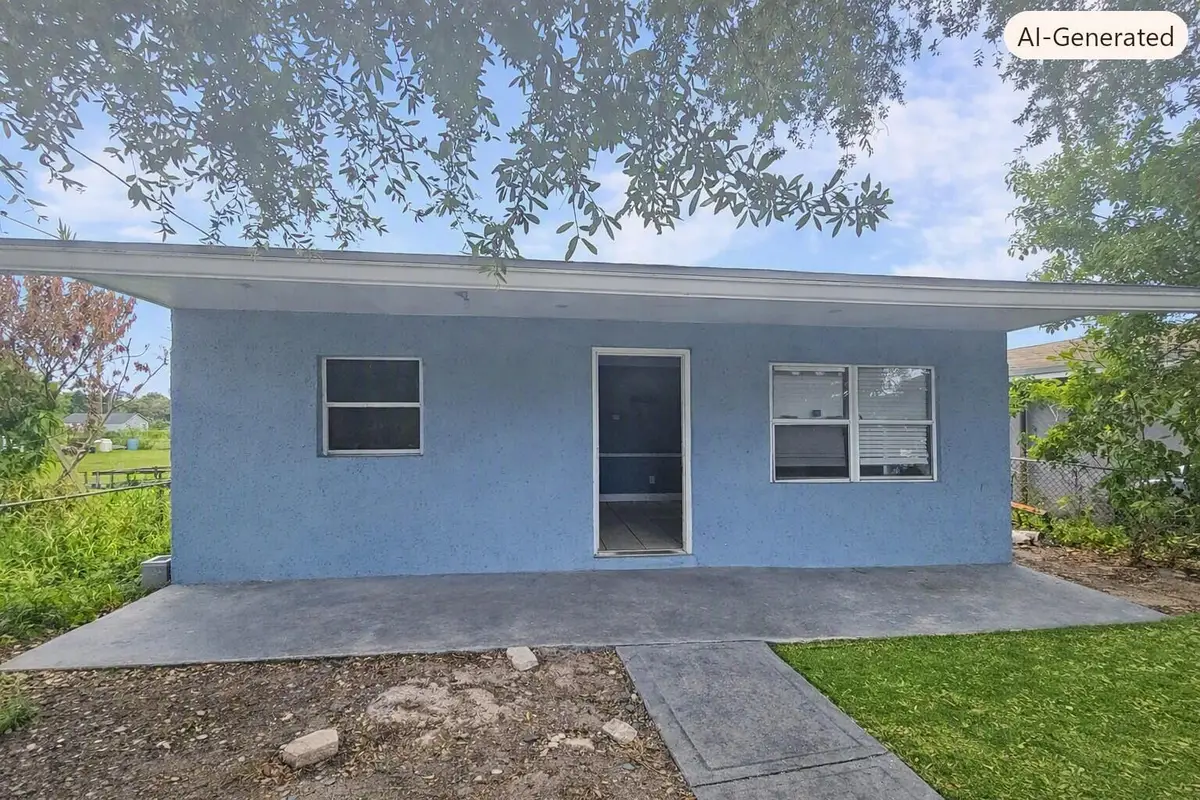 715 N 10th Street, Fort Pierce, FL 34950 - #1
