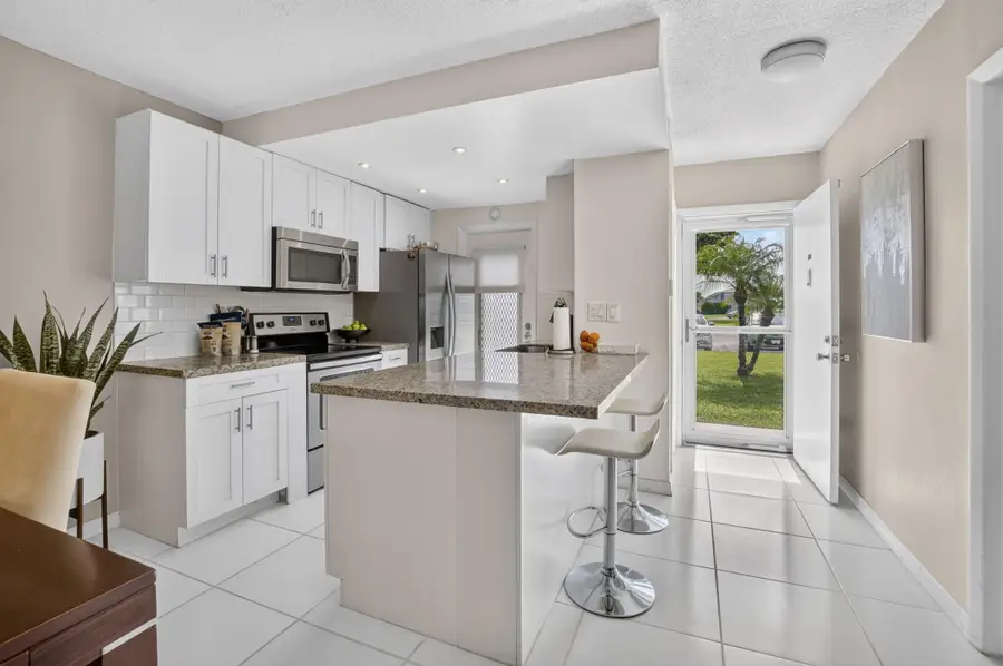 1115 Lake Terrace #103, Boynton Beach, FL 33426 - #2