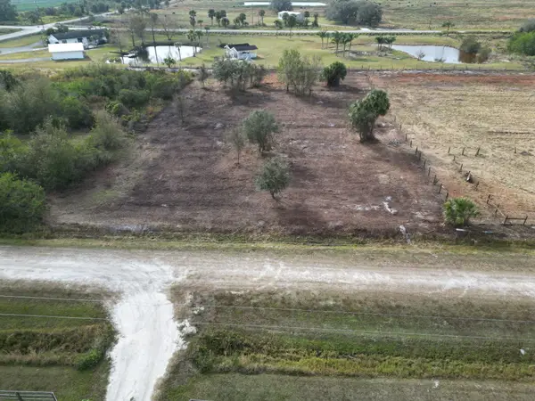 14510 NW 242nd Street, Okeechobee, FL 34972