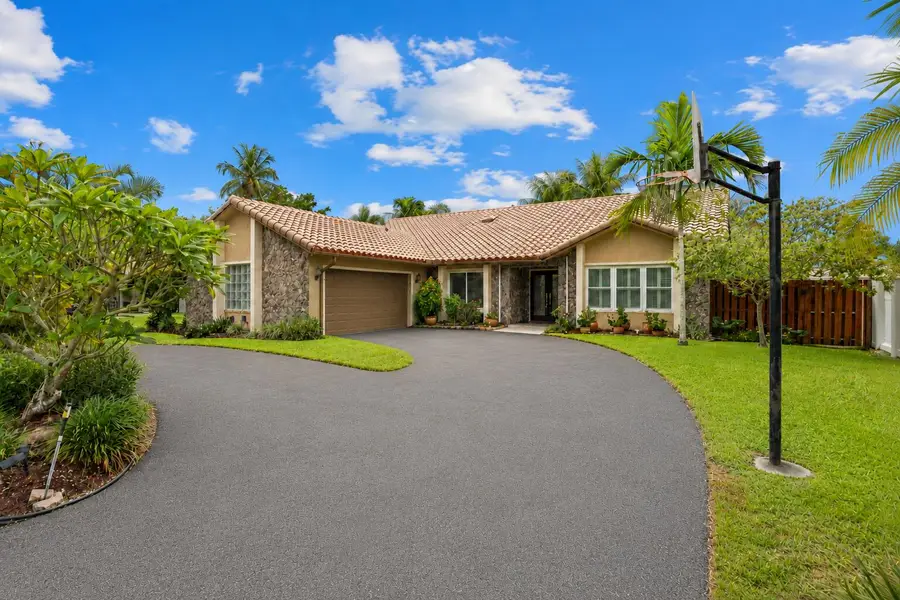 1491 NW 99th Avenue, Plantation, FL 33322 - #2
