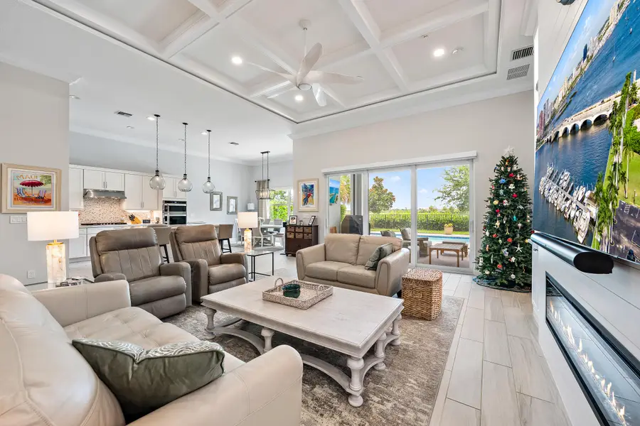 9930 Timber Creek Way, Palm Beach Gardens, FL 33412 - #3