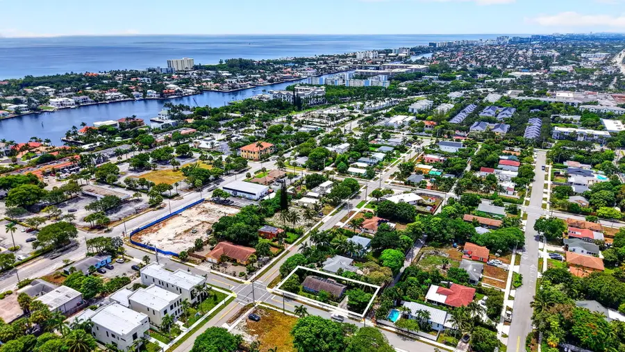 310 SE 8th Street, Delray Beach, FL 33483 - #3