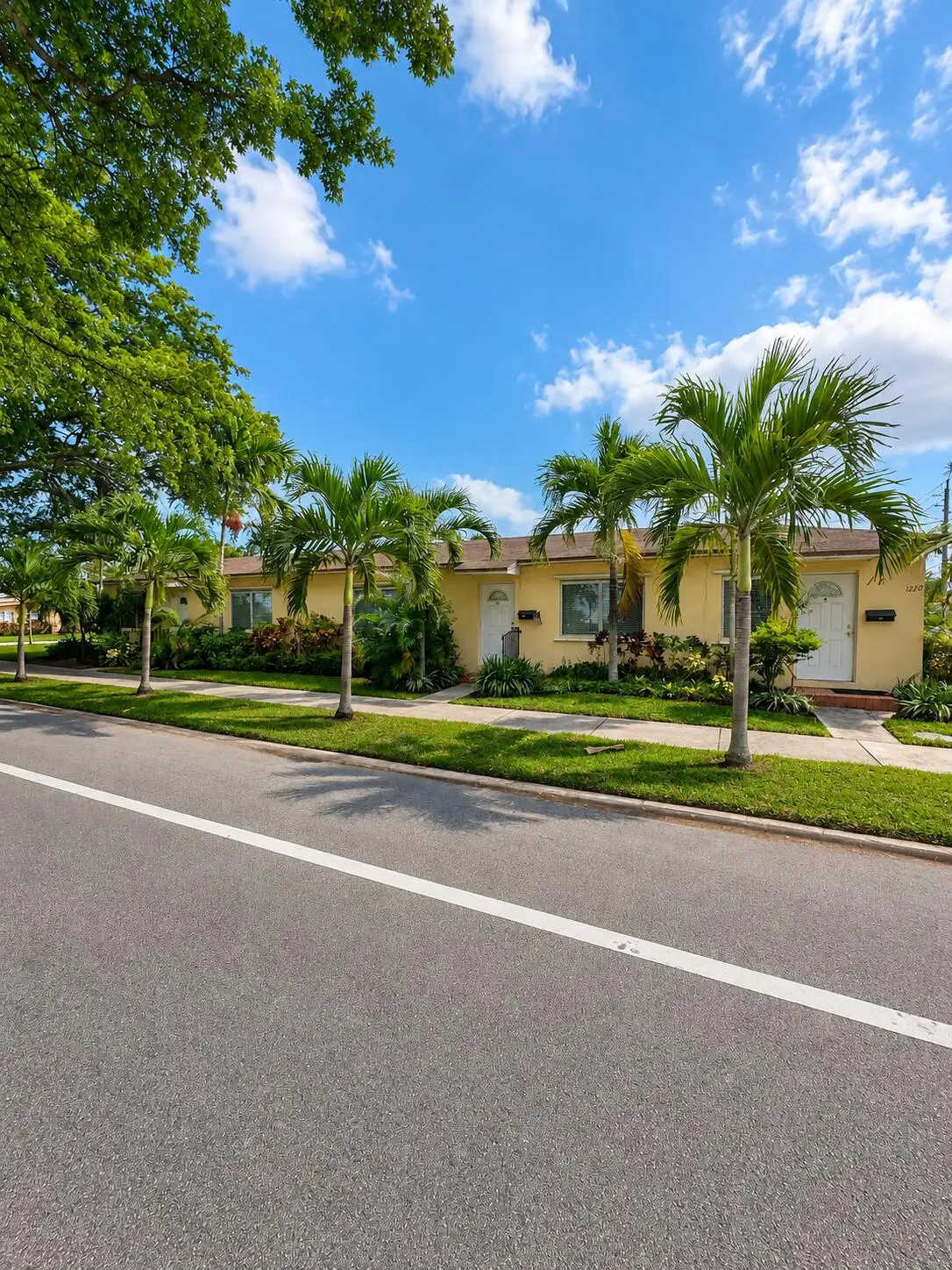 1220 S 20th Avenue, Hollywood, FL 33020 - #1