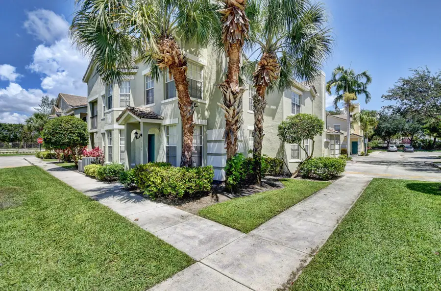 310 Belmont Place #310, Boynton Beach, FL 33436 - #3