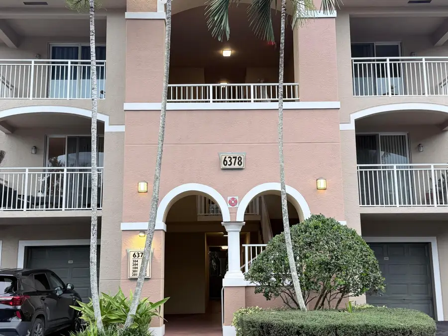 6378 Emerald Dunes Drive #301, West Palm Beach, FL 33411 - #3
