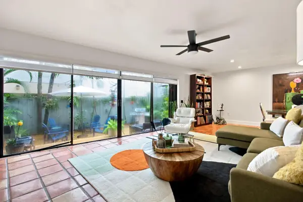 980 NW N River Drive #30, Miami, FL 33136