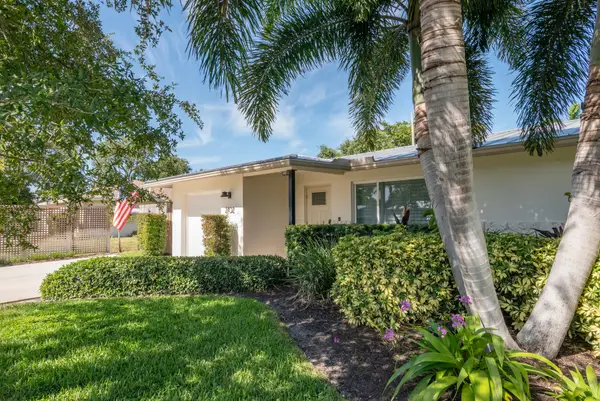 2702 SW 6th Street, Boynton Beach, FL 33435