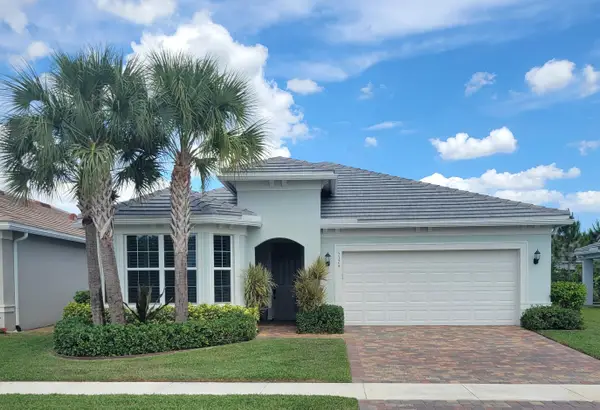 5324 Star Rush Lane, Lake Worth, FL 33467
