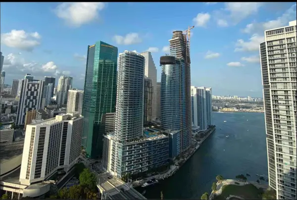 55 SE 6th Street #4007, Miami, FL 33131