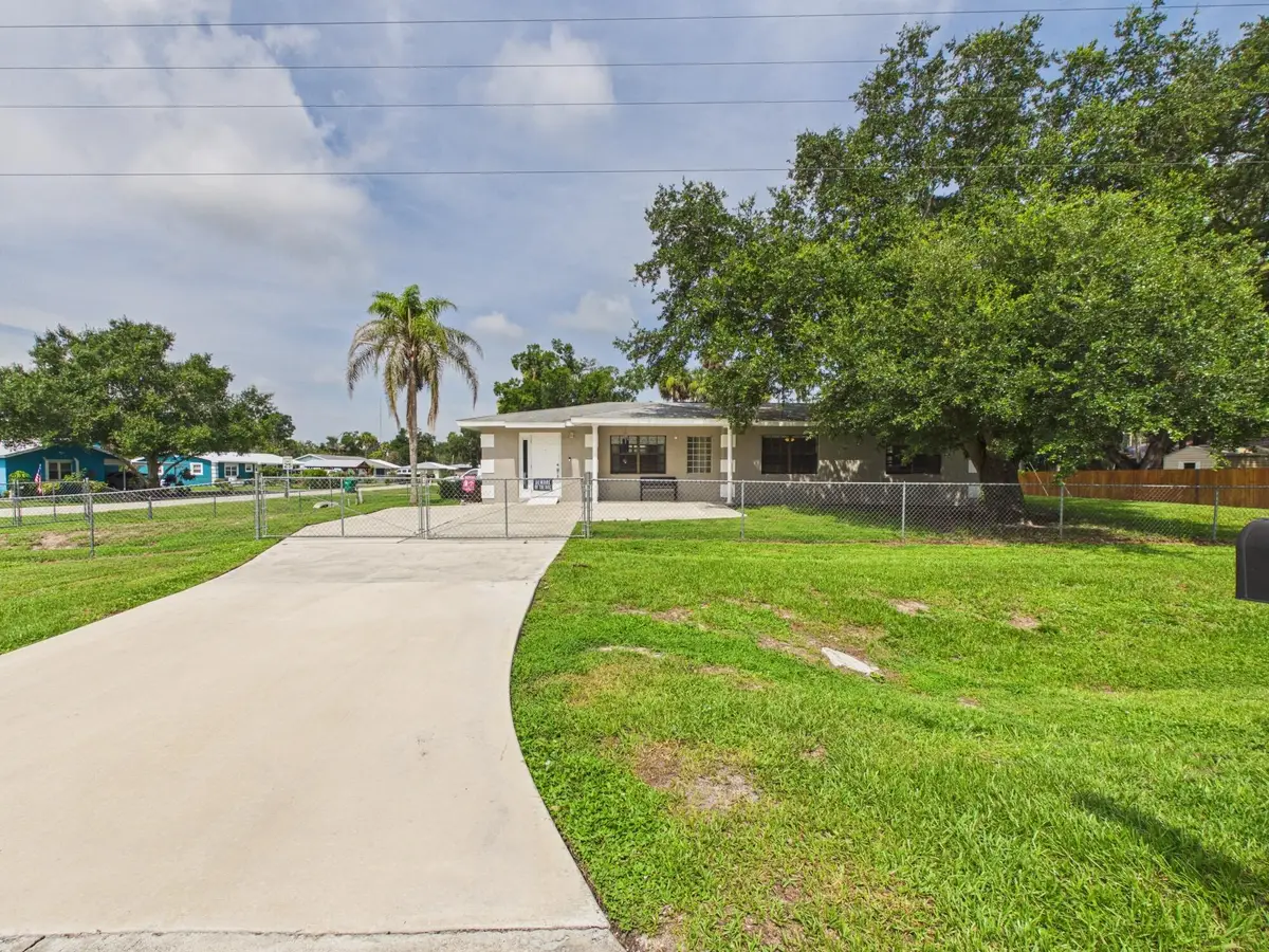 2151 SW 32nd Avenue, Okeechobee, FL 34974 - #1