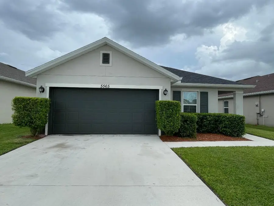 5565 NW Pine Trail Circle, Port Saint Lucie, FL 34983 - #2