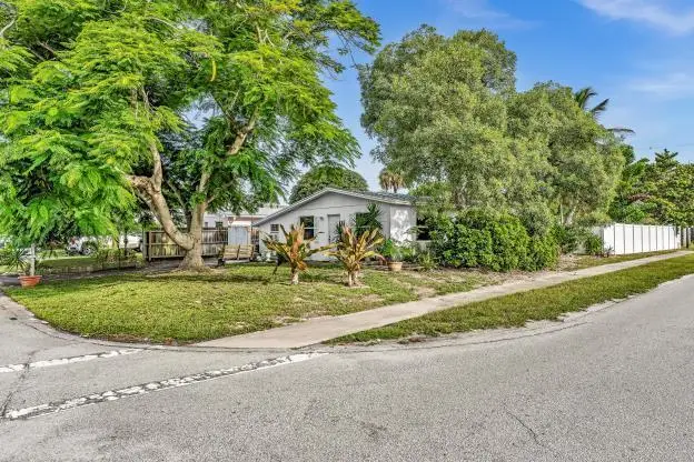 301 5th Street, Jupiter, FL 33458 - #3