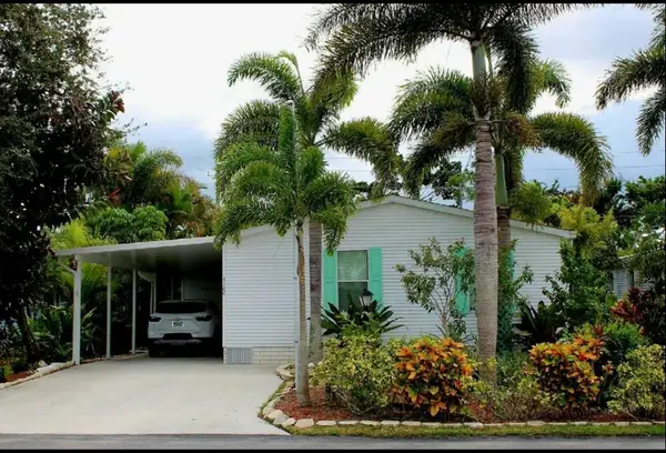 4500 SE Sweetwood Way, Stuart, FL 34997