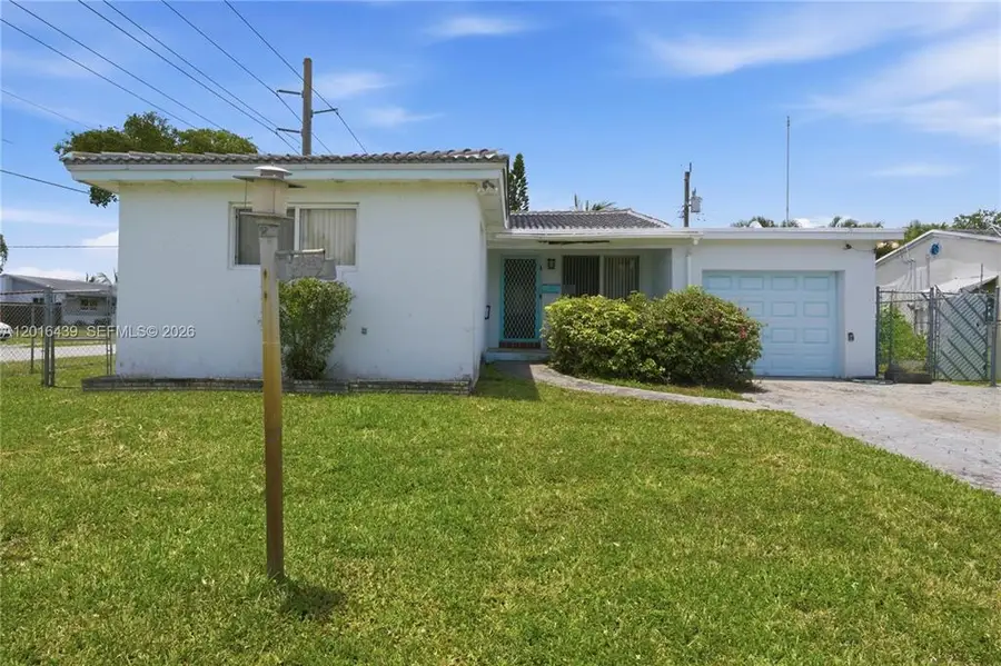 2300 N 57th Terrace, Hollywood, FL 33021 - #2