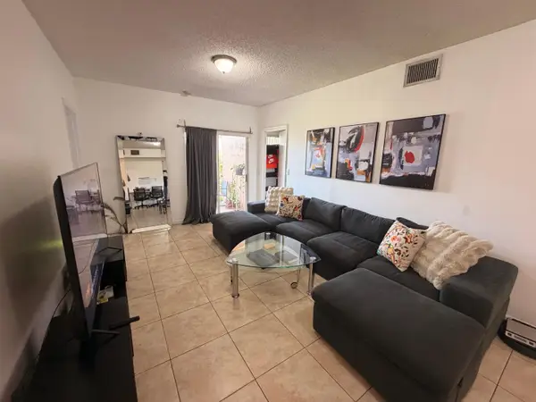 3271 Sabal Palm Manor #106, Hollywood, FL 33024