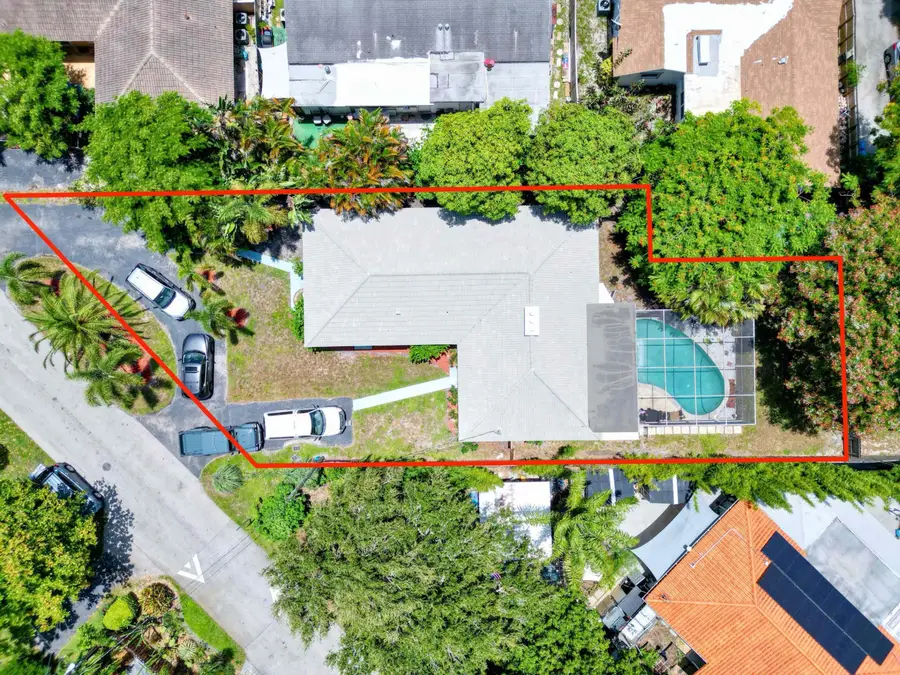 1680 NE 34th Lane, Oakland Park, FL 33334 - #2