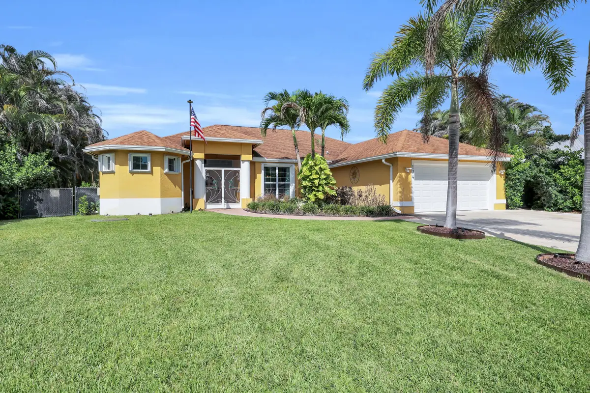 134 SW Pilsner Circle, Port Saint Lucie, FL 34953 - #1