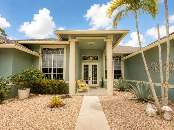 15057 60th Place N, The Acreage, FL 33470