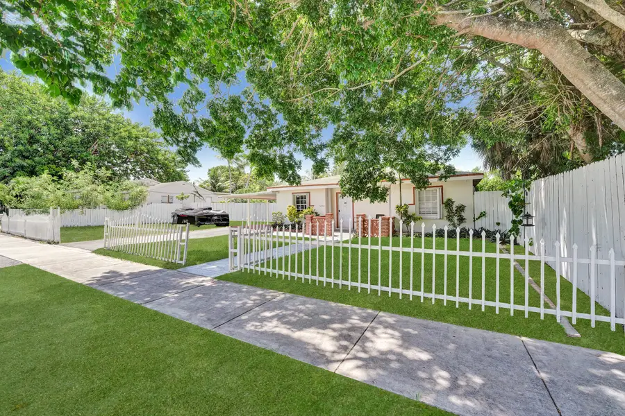 2442 Funston Street, Hollywood, FL 33020 - #2