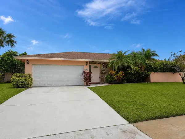 1222 Essex Drive, Wellington, FL 33414