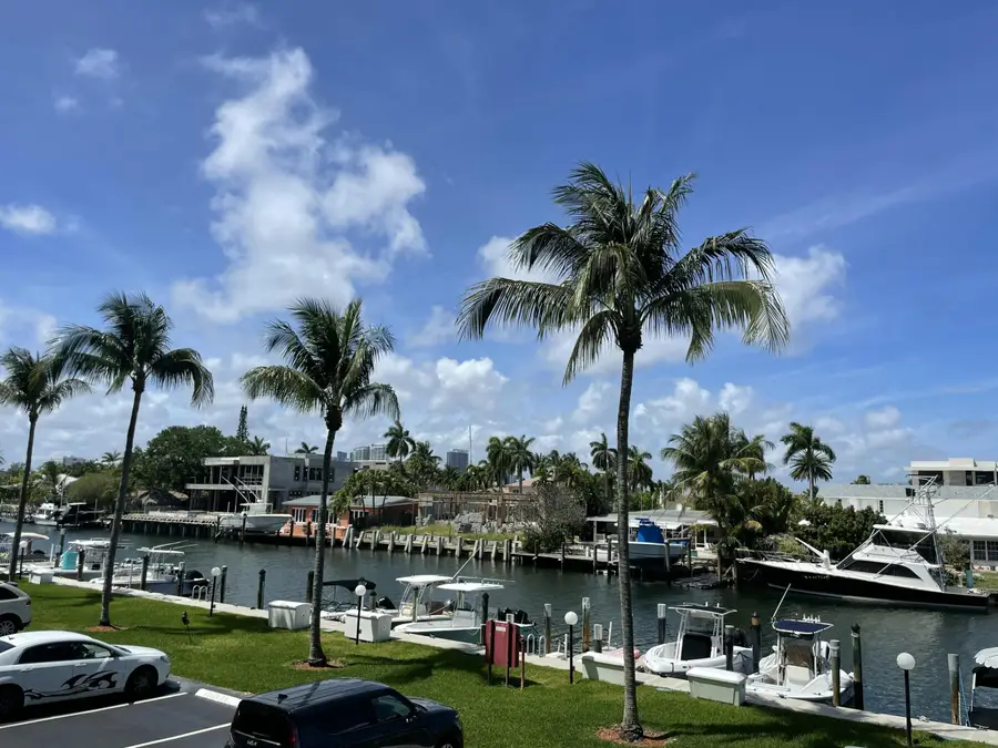 1731 SE 15th Street #206, Fort Lauderdale, FL 33316 - #2
