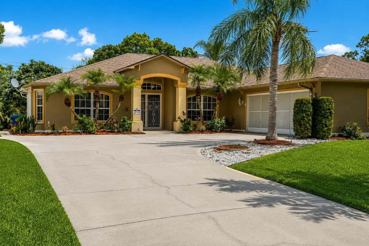 173 Easy Street, Sebastian, FL 32958 - #1