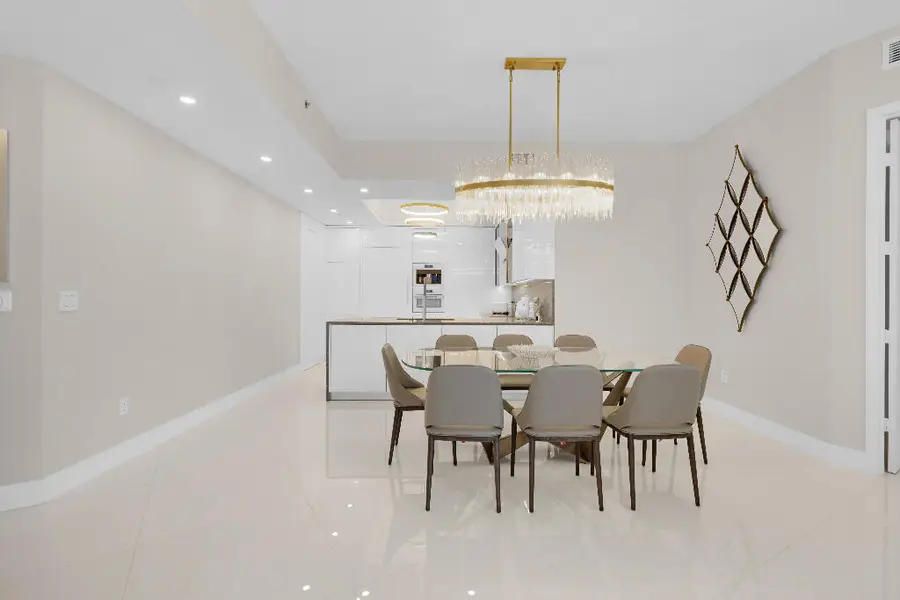 15811 Collins Avenue #2207, Sunny Isles Beach, FL 33160 - #3