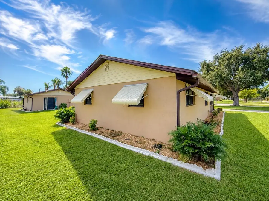 1095 Chobee Loop, Okeechobee, FL 34974 - #3