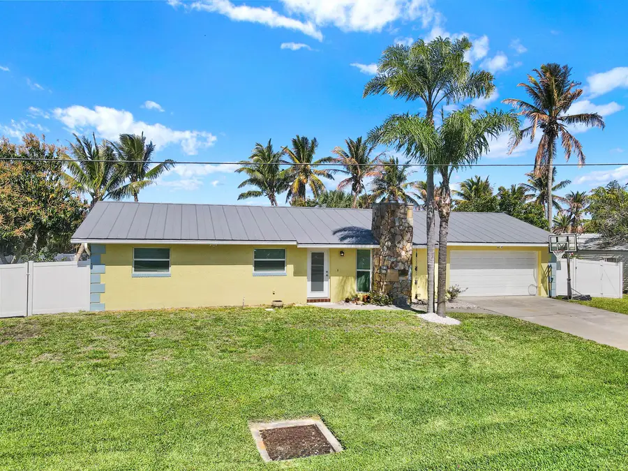 1902 Mimosa Avenue, Fort Pierce, FL 34949 - #2