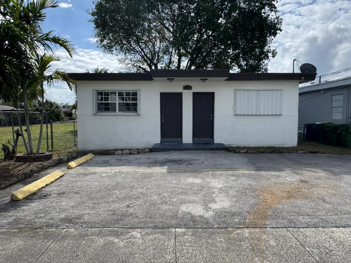 1042 Foster Road, Hallandale Beach, FL 33009 - #1