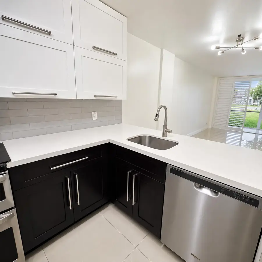 117 Royal Park Drive #1H, Oakland Park, FL 33309 - #2