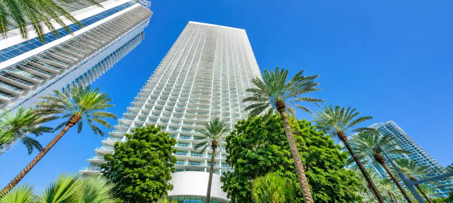 16901 Collins Avenue #3002, Sunny Isles Beach, FL 33160 - #2