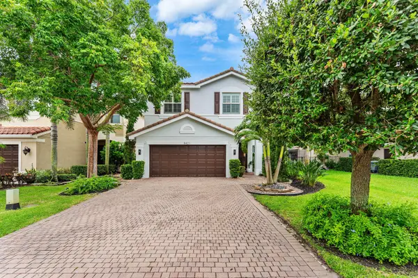 8421 Calabria Lakes Drive, Boynton Beach, FL 33473