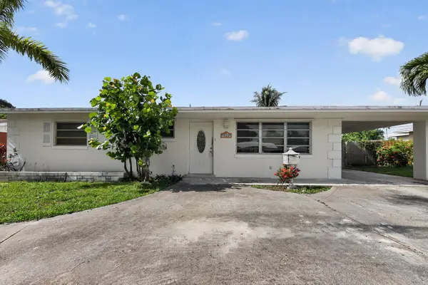 414 Foresteria Drive, Lake Park, FL 33403
