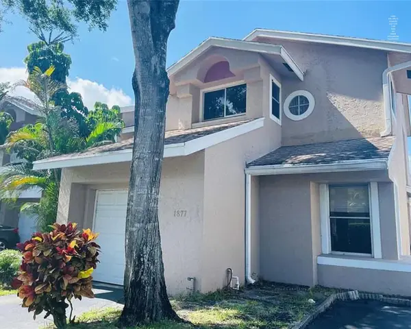 1877 Discovery Way, Deerfield Beach, FL 33442