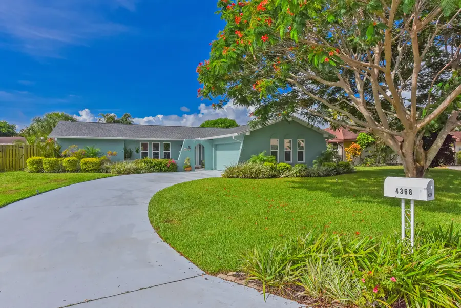 4368 Hawthorn Avenue, Palm Beach Gardens, FL 33410 - #3