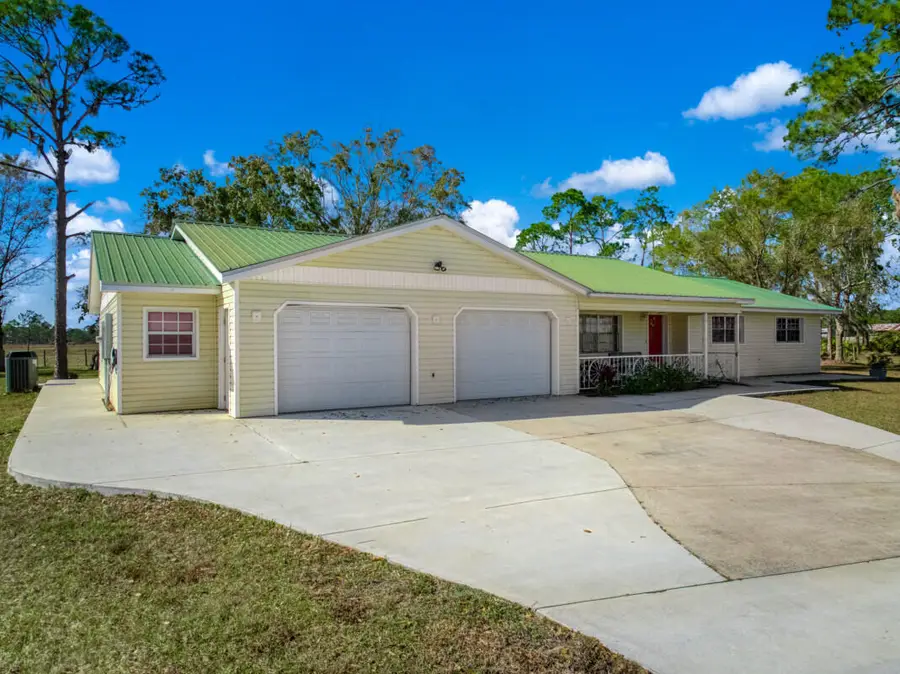 948 S Riverdale Road, Avon Park, FL 33825 - #2