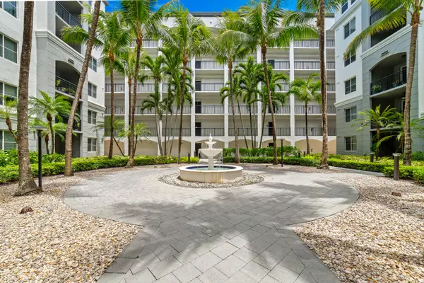 1660 Renaissance Commons Boulevard #2301, Boynton Beach, FL 33426