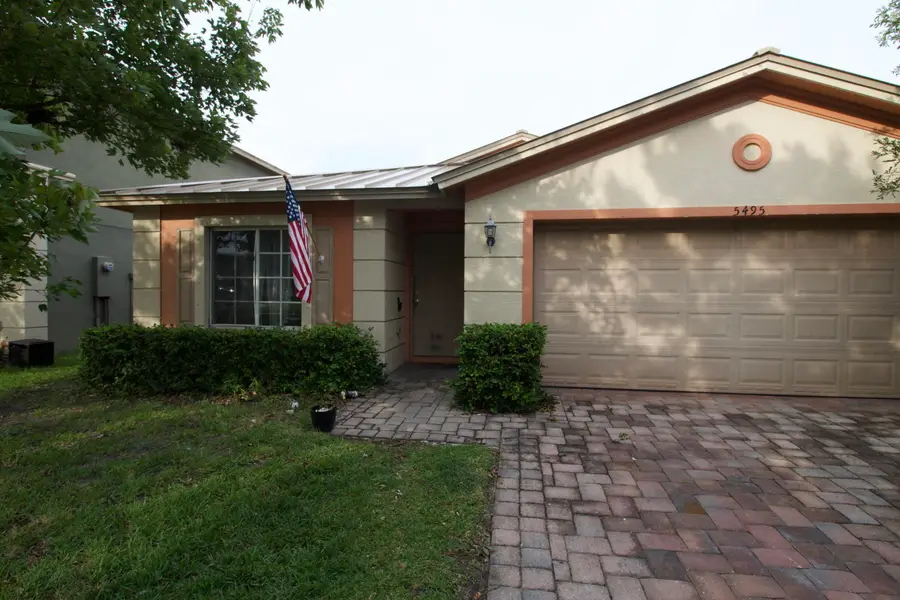 5495 SE Graham Drive, Stuart, FL 34997 - #2
