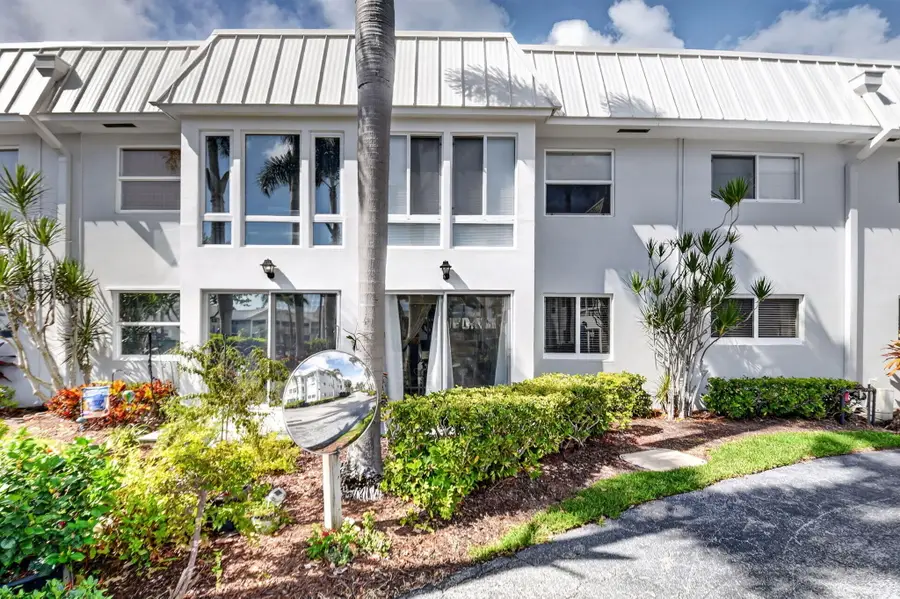 32 Colonial Club Drive #102, Boynton Beach, FL 33435 - #2