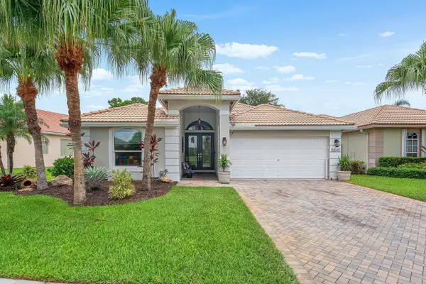 5641 Fountains Drive S #5641, Lake Worth, FL 33467