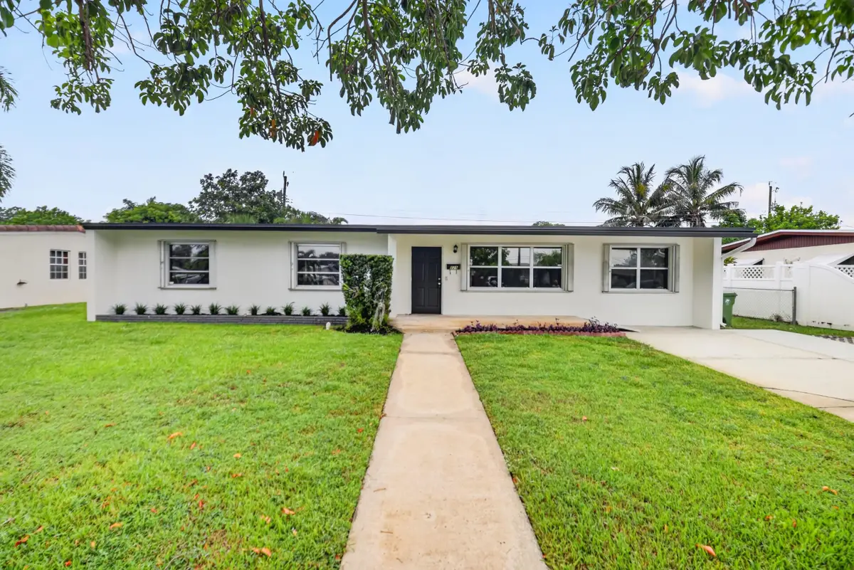 129 Greenbrier Drive, Palm Springs, FL 33461 - #1