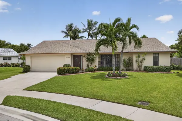 1160 Kinglet Terrace, Wellington, FL 33414
