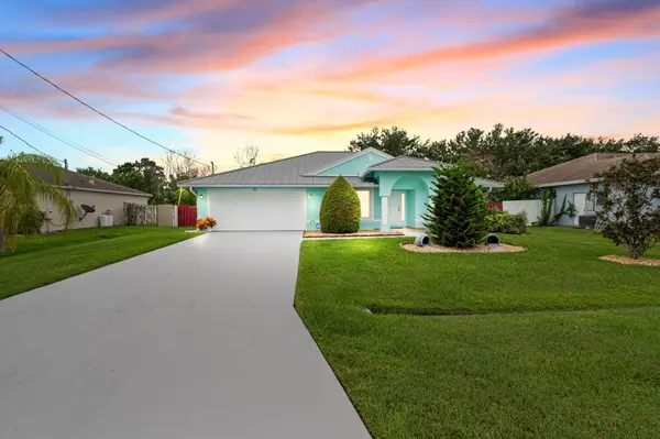 5861 NW Cullom Circle, Port St Lucie, FL 34986